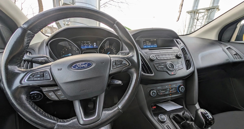 Ford Focus cena 44500 przebieg: 180000, rok produkcji 2016 z Biała małe 29